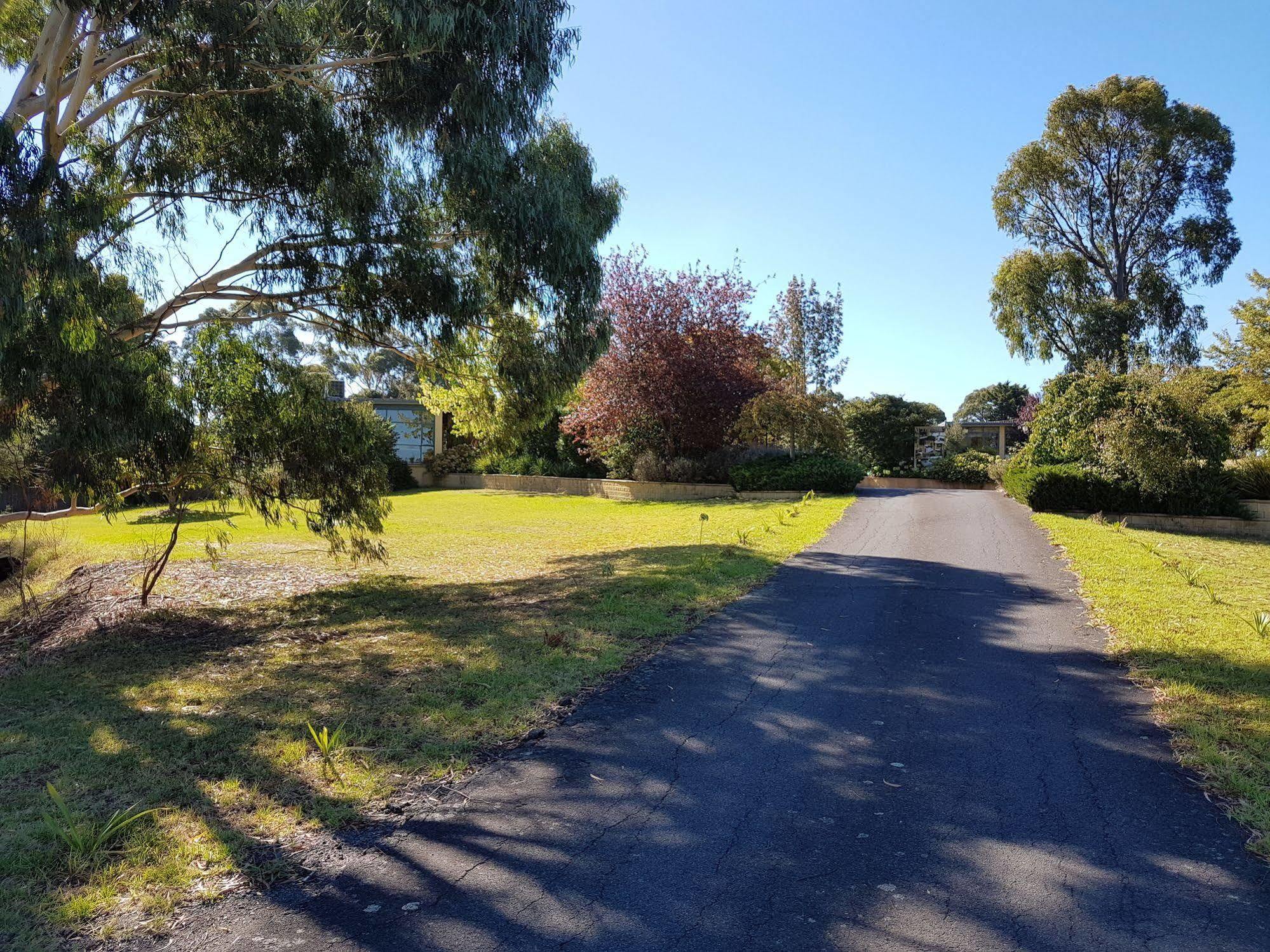 Motel Traralgon Kültér fotó